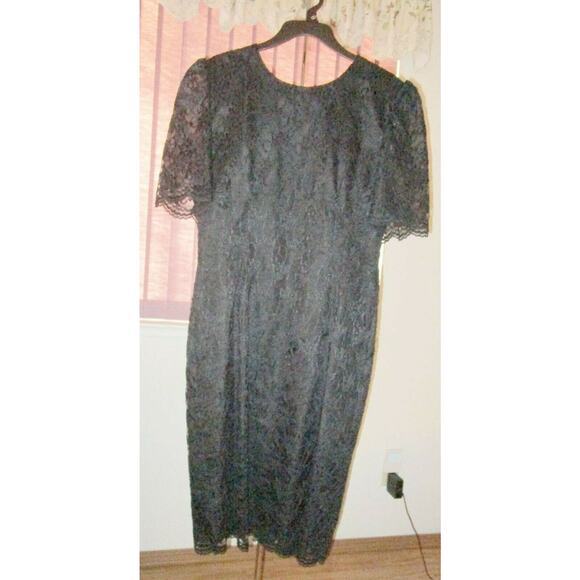 Late Edition Vtg 80s Black Lace Cocktail Dress Low Cut V Back USA Union Made 14 - Picture 2 of 8